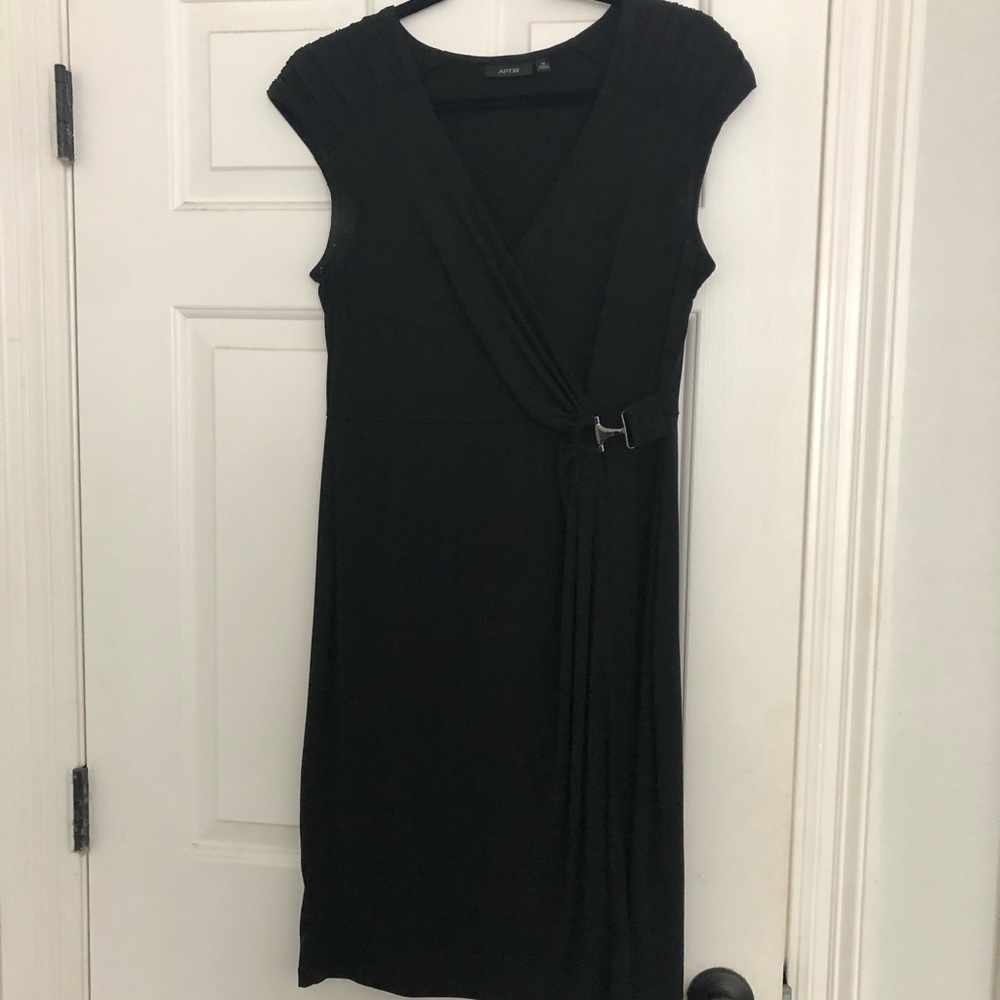 Apt 9 black dress size medium